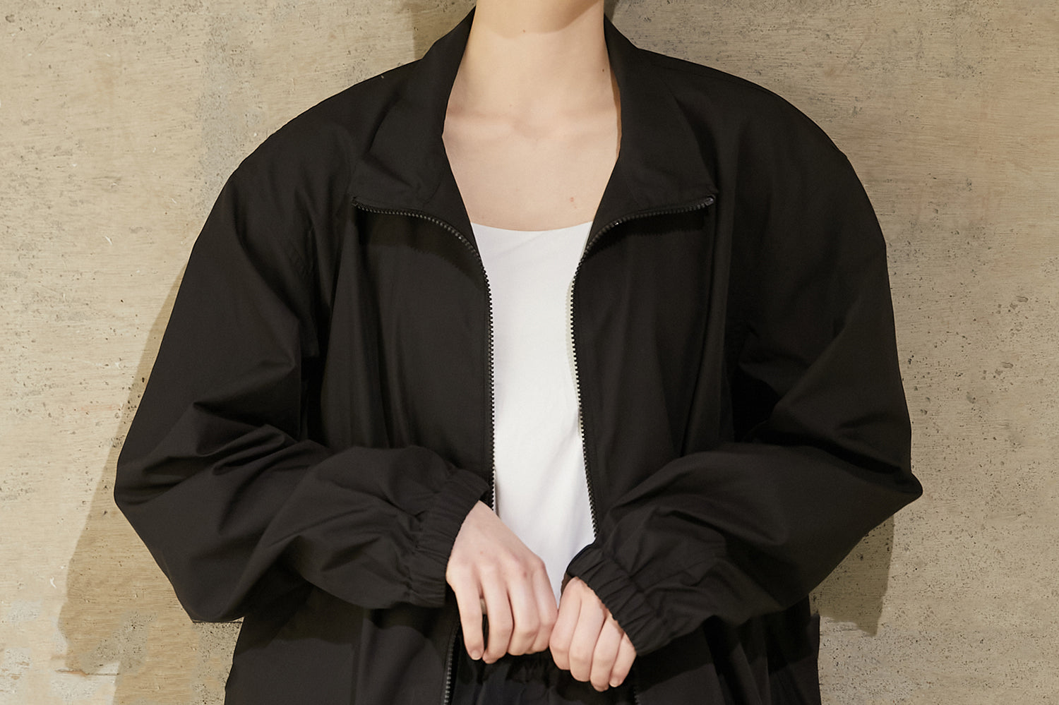 【Unisex】Stand Zipup Silk Blouson
