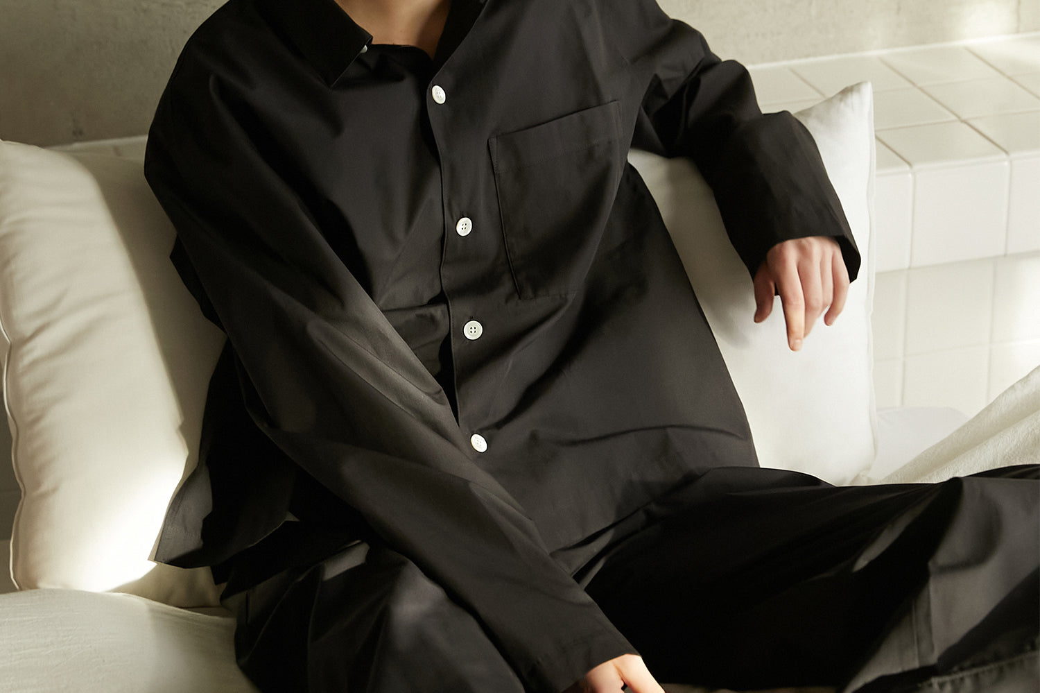 [UNISEX] Long Sleeve Silk Shirt 