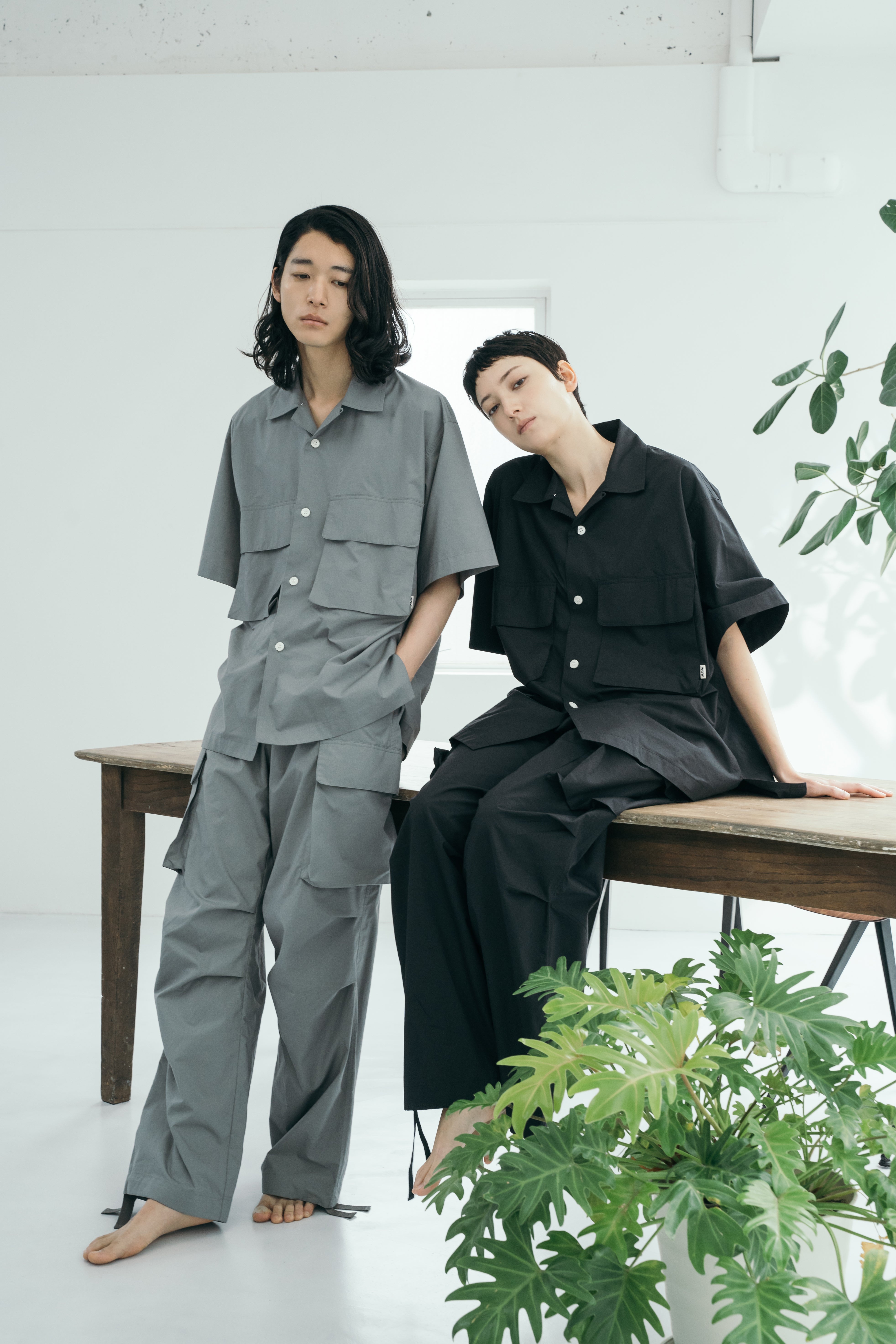 WITHORWITHOUT Cargo Silk Pants グレー1 UNISEX] Cargo Silk Pants – WITH OR WITHOUT