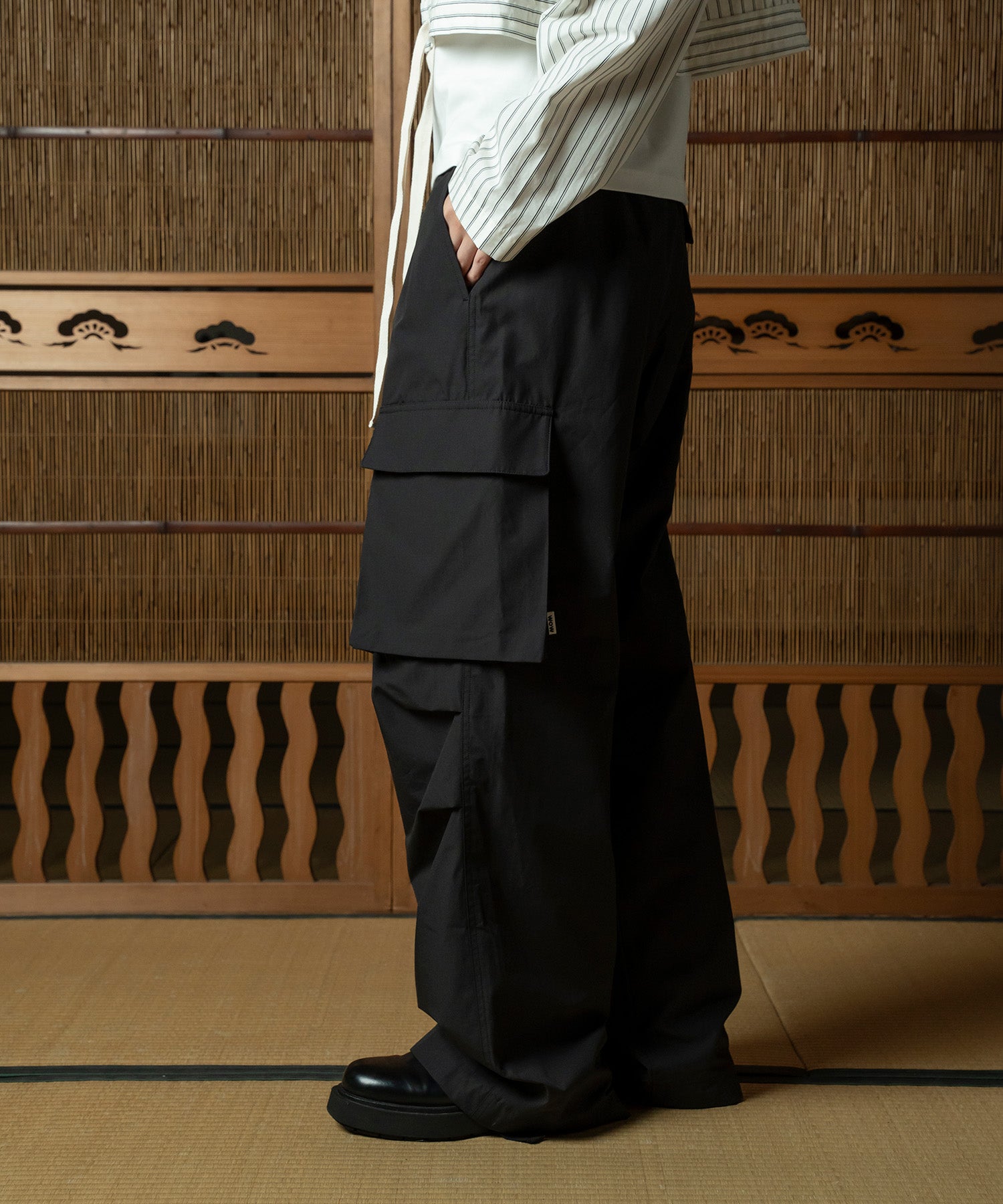 WITHORWITHOUT Cargo Silk Pants グレー1 UNISEX] Cargo Silk Pants – WITH OR WITHOUT